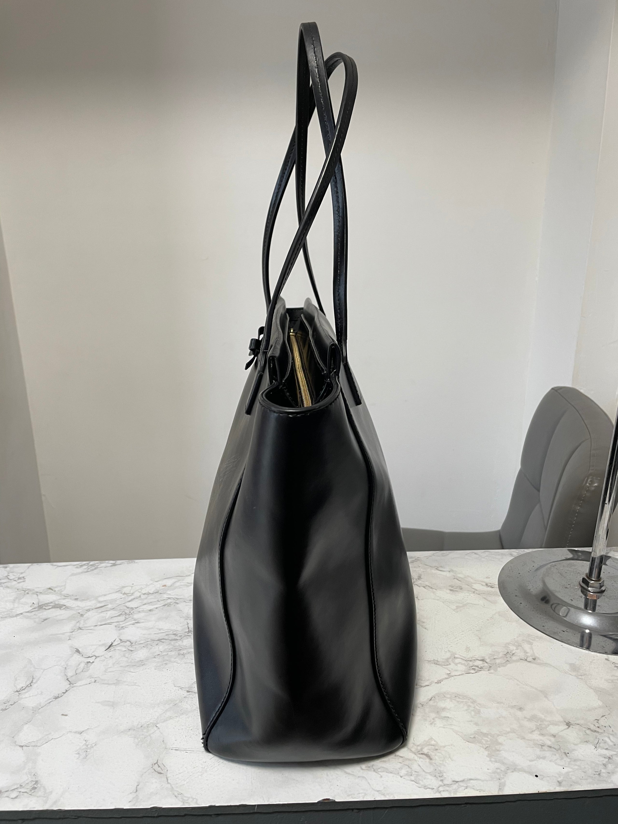 Kate spade damaged online bag